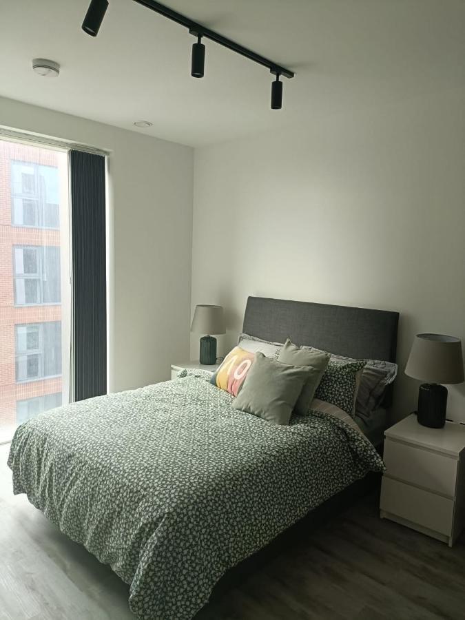 One West Point , Icon Tower Apartment London Exterior photo